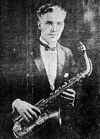 Einar Swan v. 1927 Vincent Lopezin orkesterissa